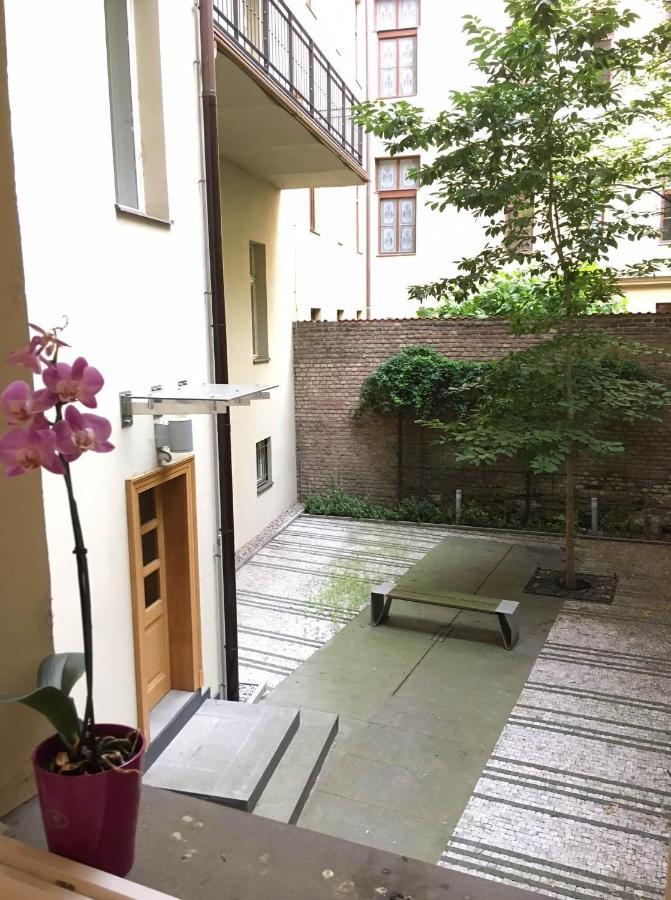 Kampa Park Apartment Прага Екстериор снимка